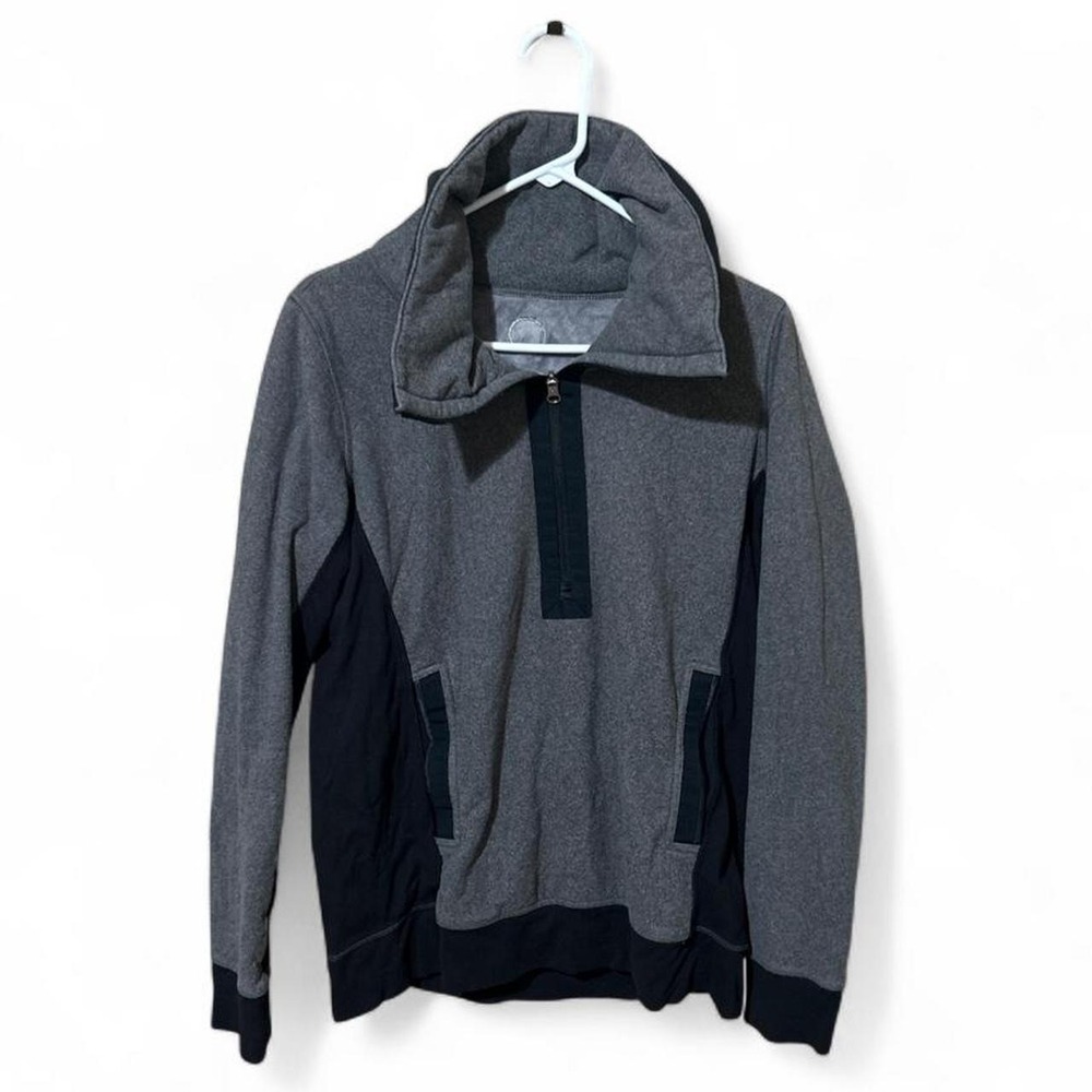 Lululemon Post Chaturanga Pullover in the Black / Ambient Grey colorway - M